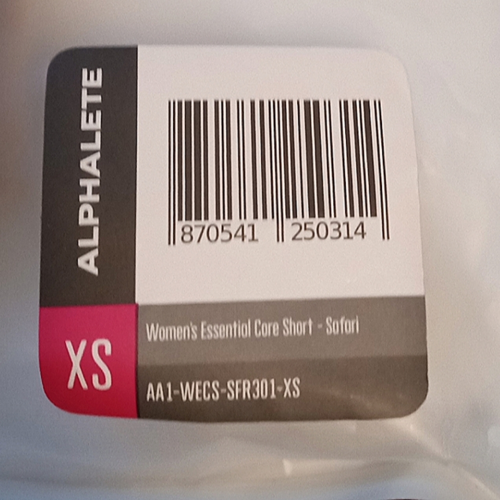 NWT Alphalete Core Essentials Shorts - Picture 3 of 5